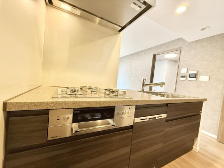 �L�b�`�� ���������y���݂ƐH�ׂ�K����͂���L�b�`��