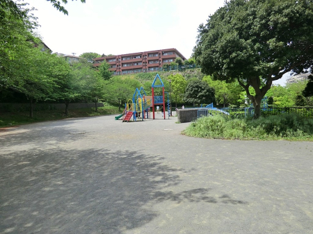 ���n�O�ώʐ^ ���Ƒ��݂�Ȃ��Ί�ŉ߂�����A���S���̂���Z�܂�