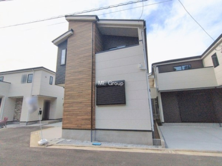 ���n�O�ώʐ^ �O�ρ��V������炵���n�܂�ꏊ�ŁA�Ƒ����J��[�߂�