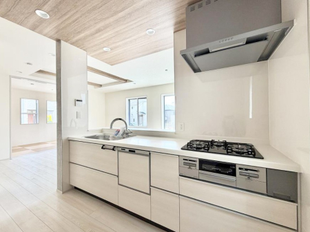 �L�b�`�� �������V���v���Ŕ������S�n�悢���Ԃ𐶂ރL�b�`�����