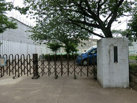 ���ӊ� ���w�Z 1900m ����s���{�����w�Z