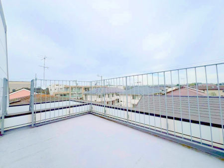 �o���R�j�[ �L�X�X�J�C�o���R�j�[�ł��Ǝ��Ԃ������Ɗy���߂܂�  