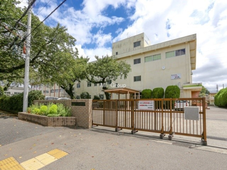 ���ӊ� ���w�Z 200m ���͌��s���΂��u���w�Z