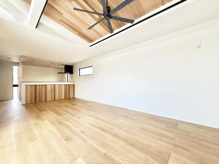 ���r���O ���������̊Ԃɂ��Ƒ����W�܂����Ⴄ����ȃ��r���O�����ł����