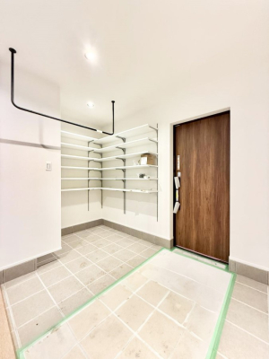 ���� �������y�ԕt���̍L�X���ցI�J���O�֎ԁA�x�r�[�J�[���u���܂��I  