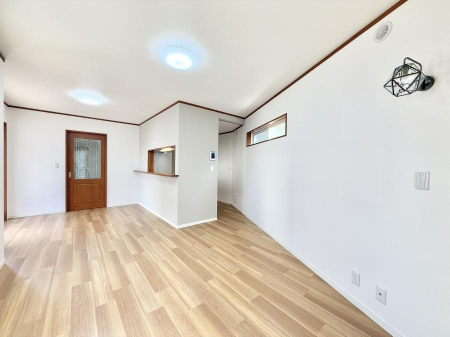 ���r���O ���������났�ƏΊ炪�W�܂�A�S���܂郊�r���O