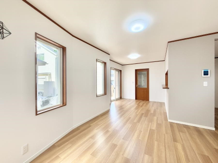 ���r���O ���������R�Ɖ�b�����܂��A�S�n�悢�ЂƂƂ�