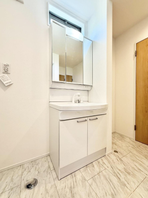 ���ʑ�E���ʏ� ����