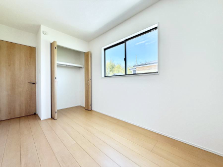 �q������ ����