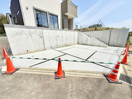 ���ӊ� �c�t���E�ۈ牀 1100m �w�Z�@�l �t���c�t��