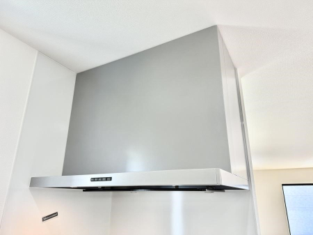 ���̑����� �ݔ����t�[�h�ɕ����Ă���ׁA���������C��ɗU������A�����I�ɔr�����ł��܂�