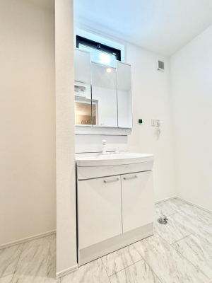 ���ʑ�E���ʏ� �������������Ő������̂�����ʏ�