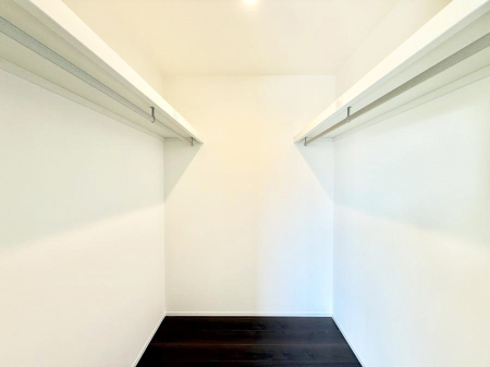 ���[ ����