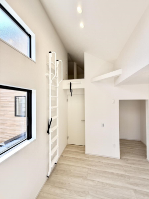 ���̑� ���������t�g�X�y�[�X�́A���Ќ��n�ł�����������