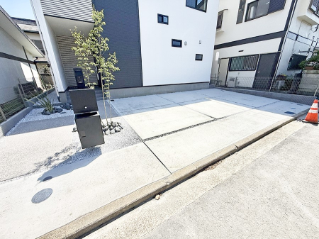  �O�ρ��J�[�X�y�[�X�L