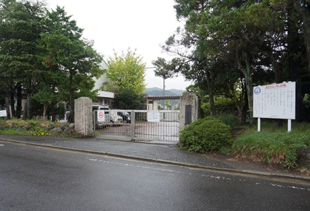 ���ӊ� ���w�Z 720m ���c���s�����{�Ò��w�Z