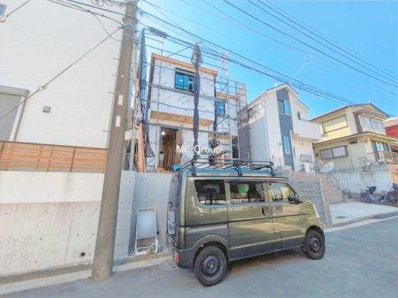 ���n�O�ώʐ^ �O�ρ����ӂɌ�������������A�ΖL���Ȏ��R�ɕ�܂ꂽ�Z��