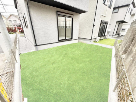 ���� �O�ρ� �V���v���Ŕ������A�Z�܂��̑���ۂ��ʂ錺�ւł�