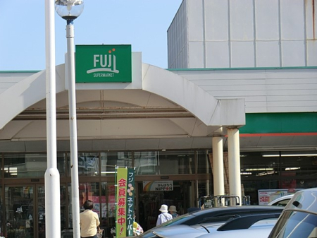 ���ӊ� �X�[�p�[ 600m FUJI�ڃP�J�X