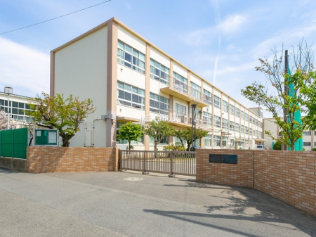 ���ӊ� ���w�Z 400m ������s�����Q���w�Z