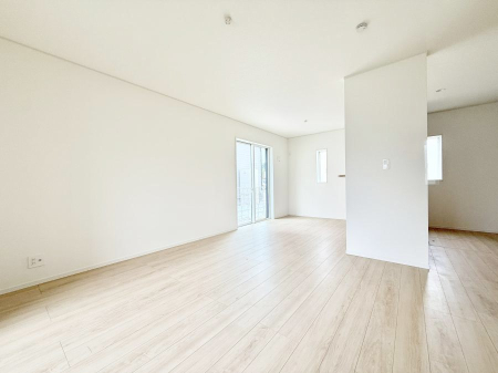 ���r���O 1����  �����C�ɓ���̏ꏊ�ŁA�̂�т�Ƃ������Ԃ�