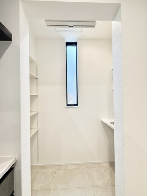�L�b�`�� �������������߂��H�ނ�����������[�ł���p���g���[�t��  