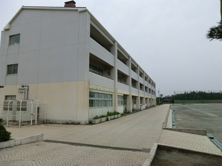 ���ӊ� ���w�Z 1890m ����s���×m���w�Z