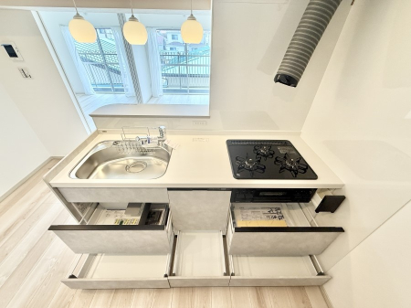 �L�b�`�� �������Ƒ����J��[�߂�A������̂���L�b�`��