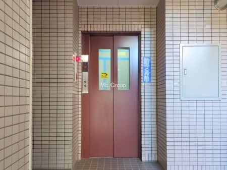 ���̑� �O�ρ��G���x�[�^�[����