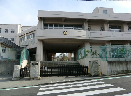 ���ӊ� ���w�Z 450m ���l�s���������u���w�Z