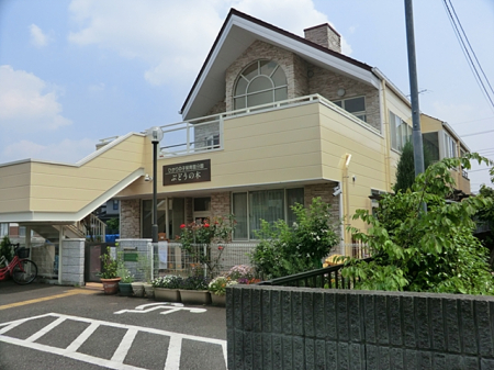 ���ӊ� �c�t���E�ۈ牀 900m �Ђ���̎q�ۈ牀
