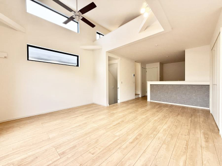 ���̑����� 1����  ���ӂƂ����u�ԂɍK����������A�S�n�悢�ꏊ