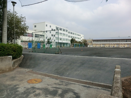 ���ӊ� ���w�Z 1900m ���l�s�������w�Z