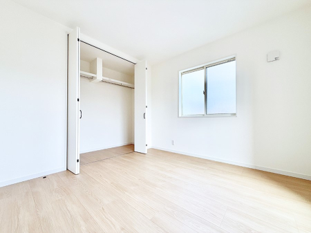 ���ӊ� �X�[�p�[ 550m ���F���X