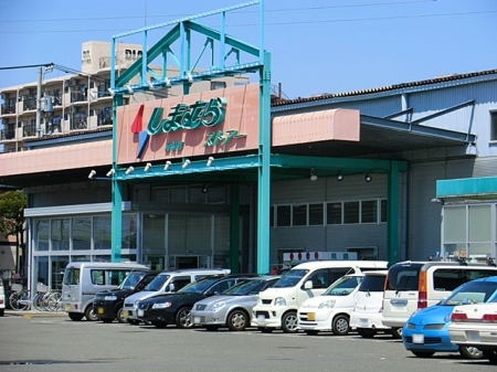 ���ӊ� �X�[�p�[ 800m ���܂ނ�X�g�A�[ �c���X