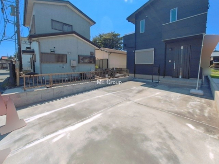  �O��